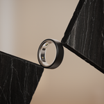Load image into Gallery viewer, Oura Ring 4 - Stealth -
