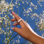 Load image into Gallery viewer, Oura Ring 4 Ceramic - Cloud